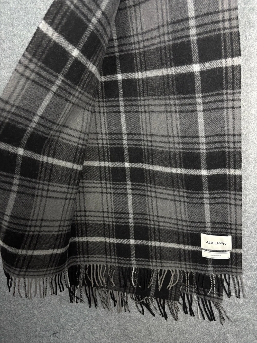ALXILIARY 100% Wool Black Gray Plaid Fringe Oversized Scarf